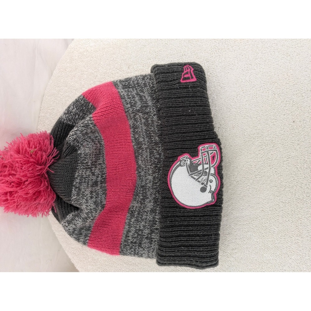 New Era NFL Football Pink Ribbon Breast Cancer Awareness Pom Beanie One Size